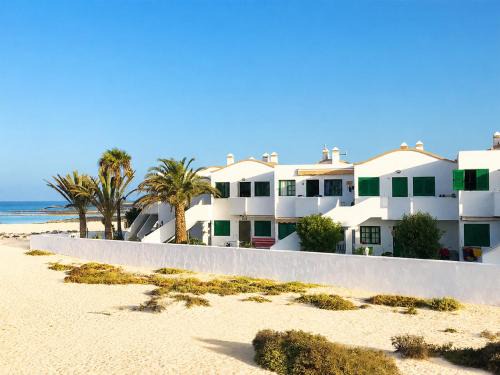 Los Lagos Apartment | Apartamento Los Lagos Renovated New Kitchen & More
