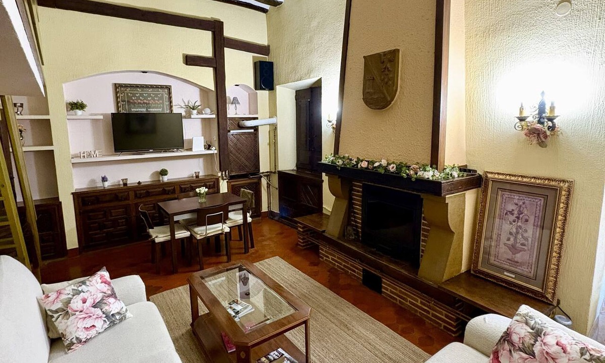 Estella Apartment | Apartamento medieval con vistas al río en el Camino