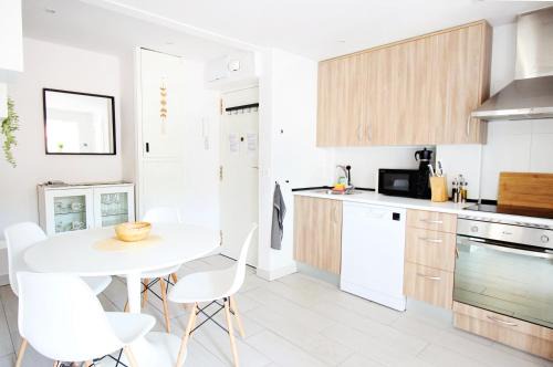 Abena Apartment | Apartamento moderno al pie de los Pirineos