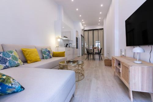 Elche Apartment | Apartamento moderno recién reformado con patio en el centro de Elche