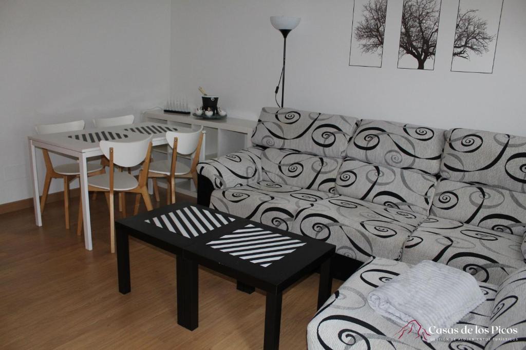 Celis Apartment | Apartamento Nansa - Casas de los Picos