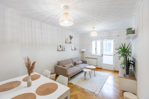 Lugo Apartment | Apartamento Ronda Muralla