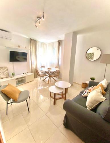 Carihuela Apartment | Apartamentos J&K