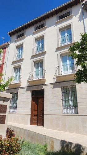 Ubeda Apartment | Apartamentos Sol Corredera San Fernando