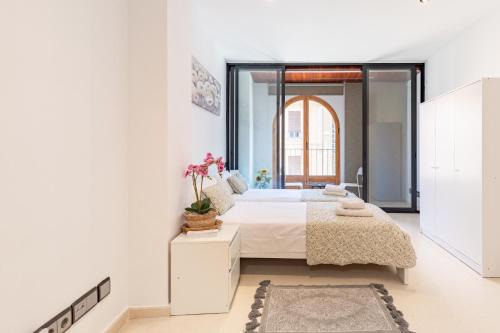 Soternes Apartment | Aparthotel Mediterráneo by NeoHotels-Centro 8 min by Metro