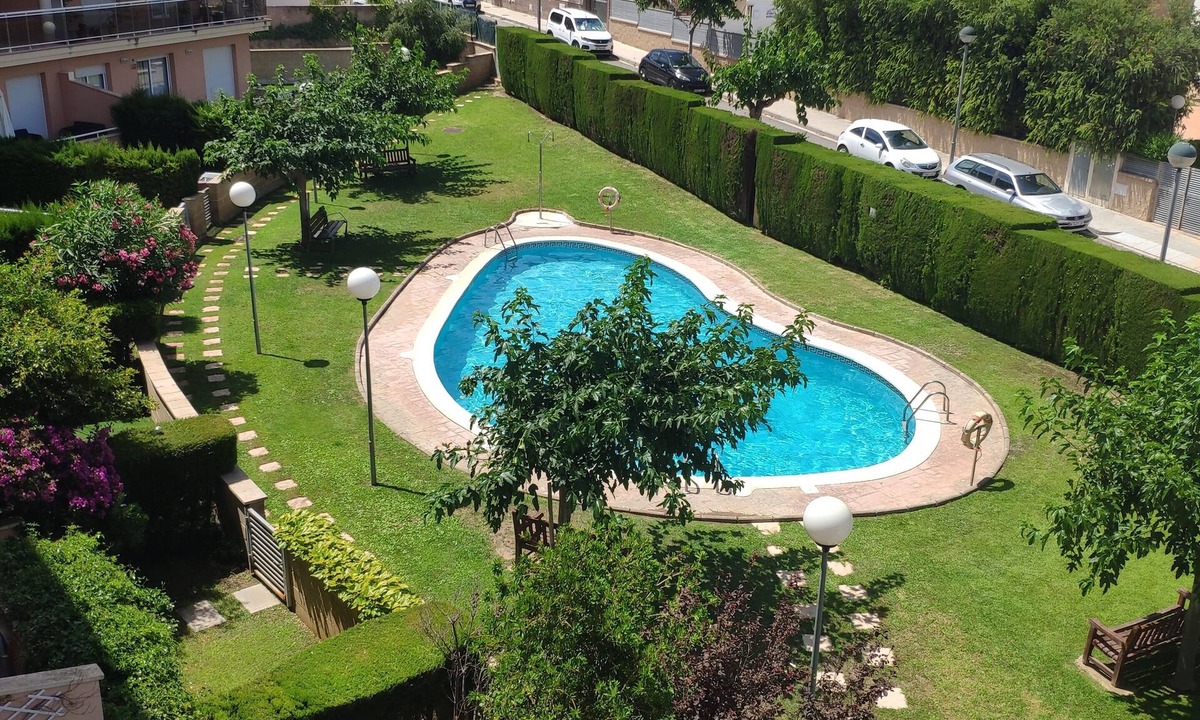 L'Hospitalet de l'Infant Apartment | Apartment 150 meters from the beach (free Wi-Fi)