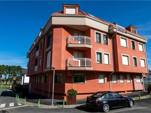 Mino Apartment | Apartment Edificio Bahia II by Interhome