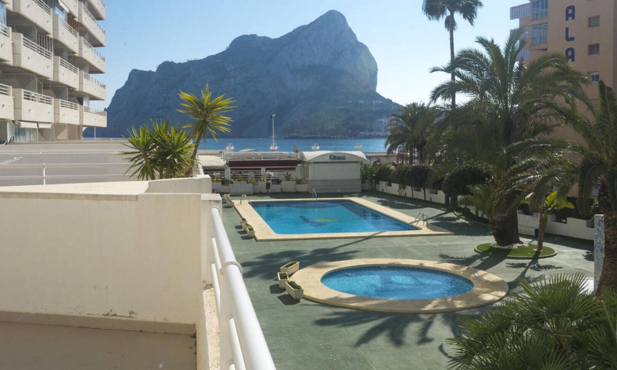 Calpe Apartment | Apartment 'Esmeralda 41C' with Sea View, Pool, Garden, A/C & Wi-Fi