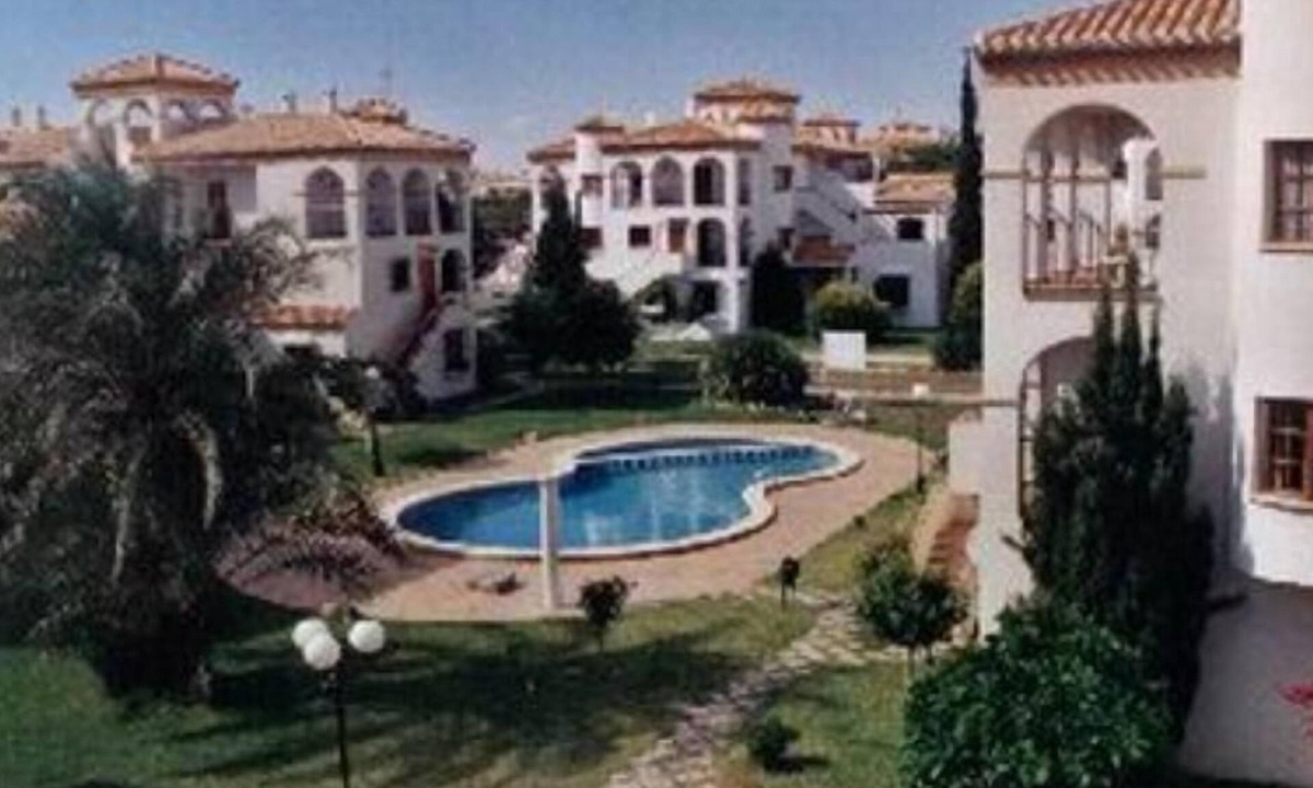 Playa Flamenca Apartment | Apartment for 4/6, few steps for swimming pool and really short walking distance for sandy beaches