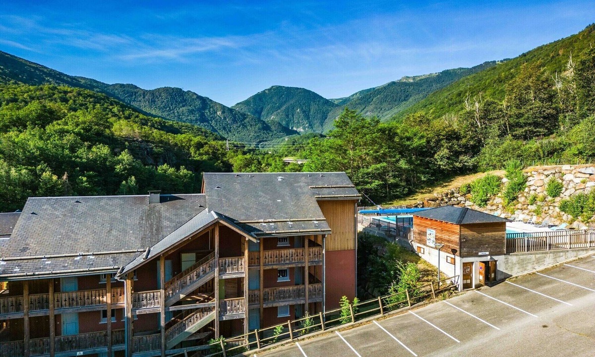 Ax-les-Thermes Apartment | Apartment for 4 near the Gondola