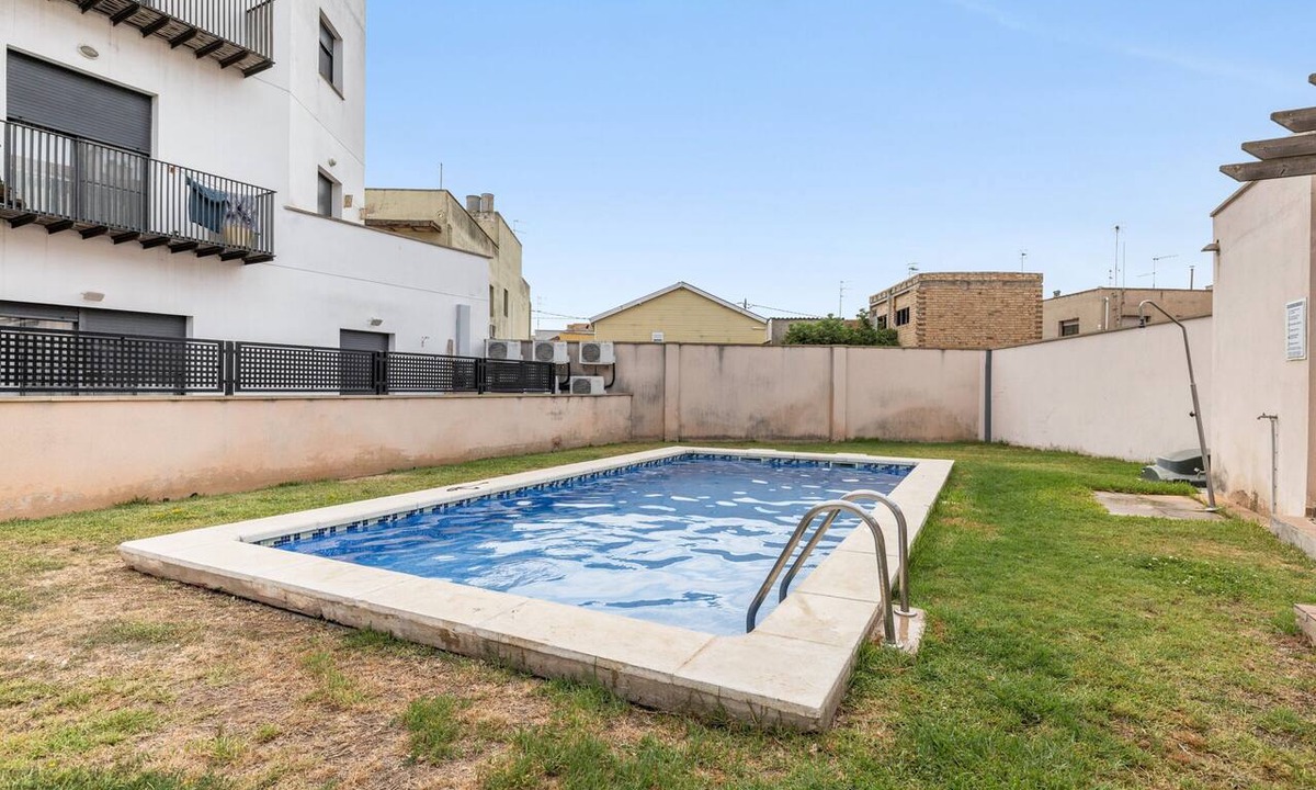 Sant Jaume d'Enveja Apartment | Apartment 'Gran Terraza Marita' with Shared Pool, Wi-Fi and Air Conditioning