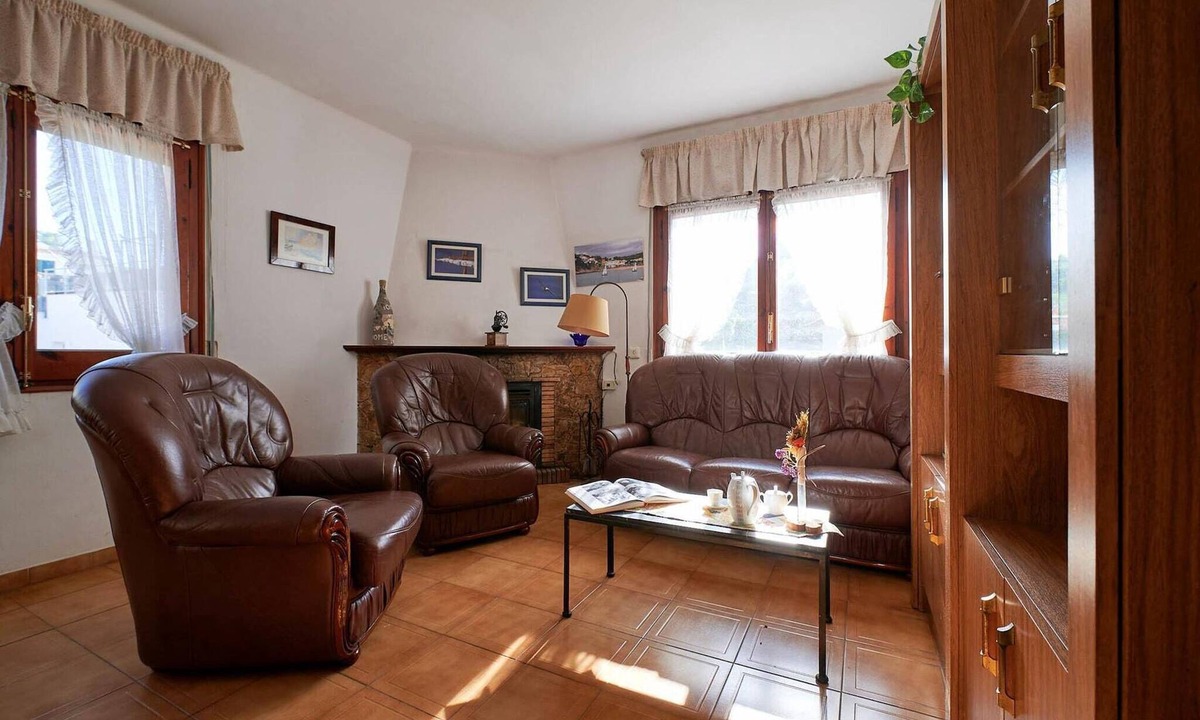 Llafranc Apartment | Apartment in Llafranc near Sandy Beach