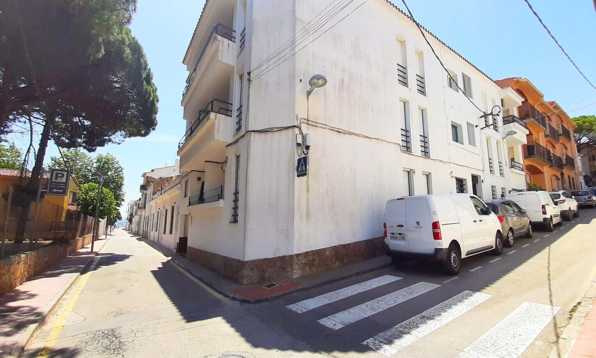 Llafranc Apartment | Apartment in Llafranc near Sandy Beach