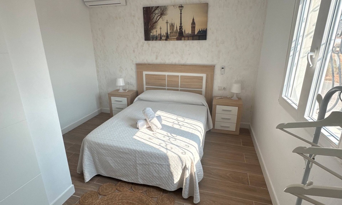 Pujaire Apartment | Apartment 'La Palmera' with Private Terrace and Air Conditioning