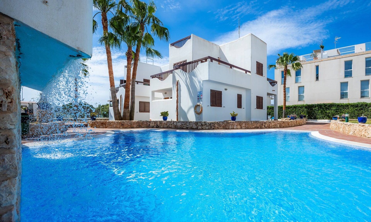 Cala d'Or Apartment | Apartment La Perla de Cala d'Or 8 with Shared Pool, Garden & Wi-Fi