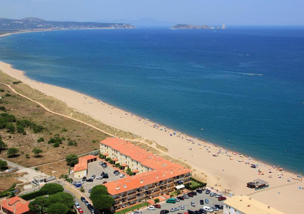 Pals Apartment | Apartment Les Dunes 1 dorm by Interhome