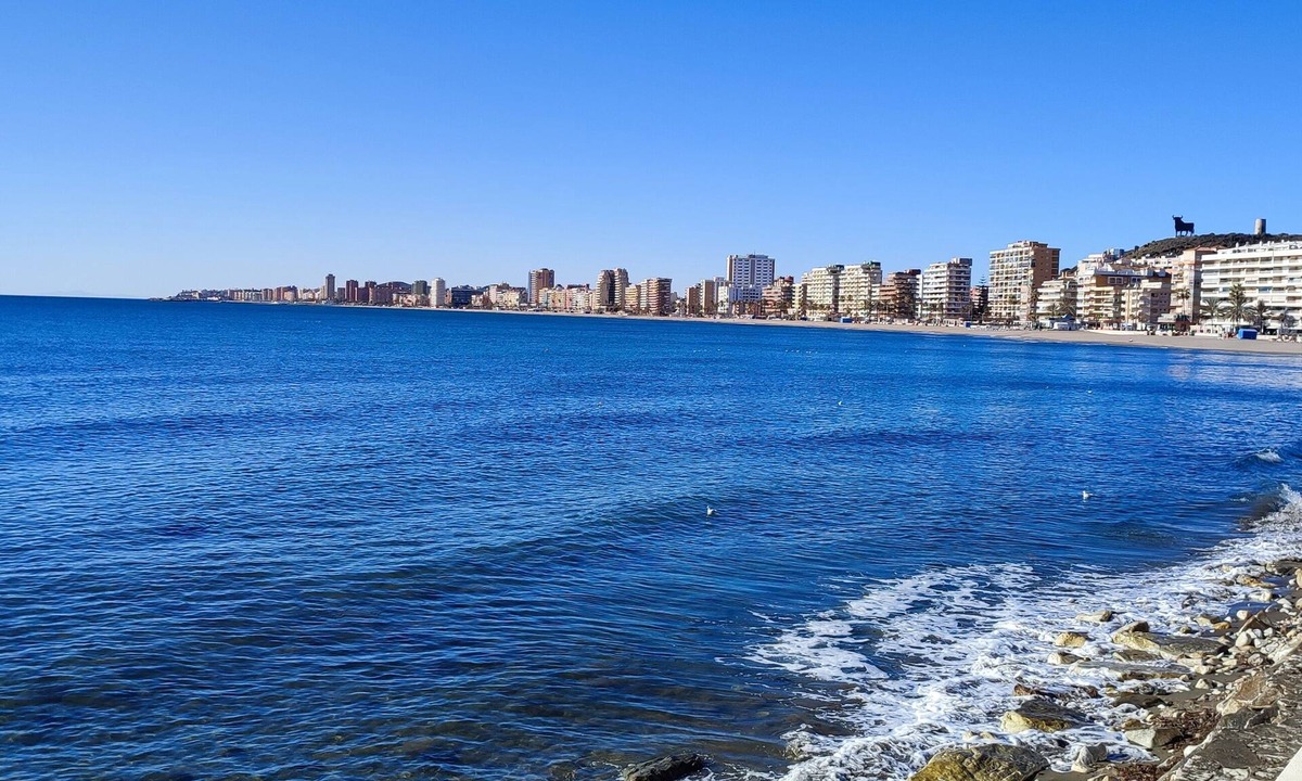 Fuengirola City Centre Apartment | APARTMENT NEXT TO THE BEACH AND IN THE CENTER OF FUENGIROLA