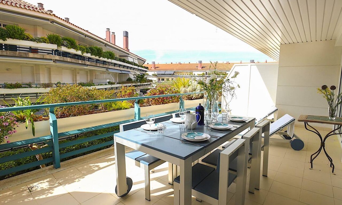 Sitges Apartment | Apartment Tropicana - Three Bedroom Apartment, Sleeps 6