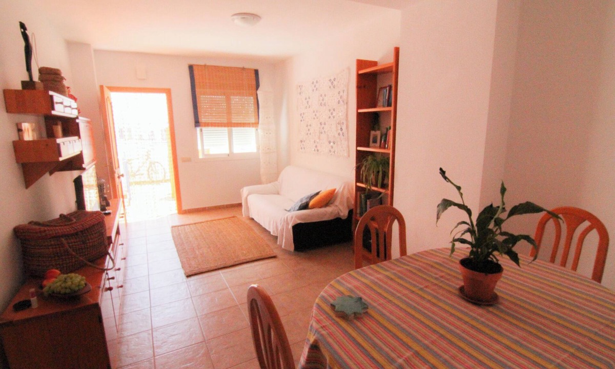 San Jose Apartment | Apartment with pool near the beach and a park with sports facilities.