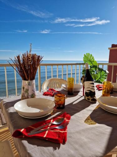 Tavernes de la Valldigna Apartment | arena y mar
