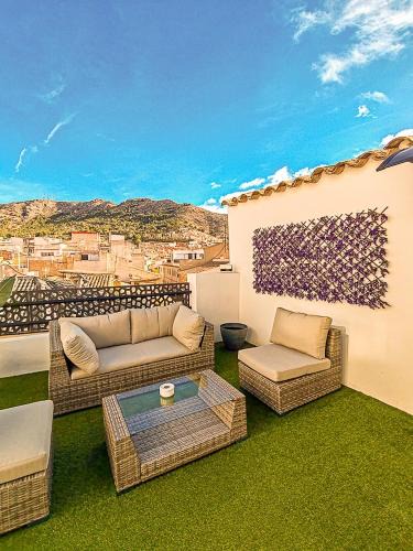 Villena Apartment | Attic Back Lion