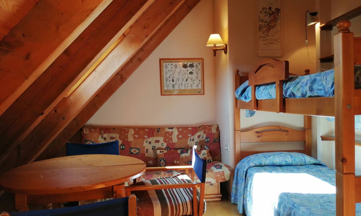 Taull Apartment | Attic duplex with rustic touch - Cuc 2