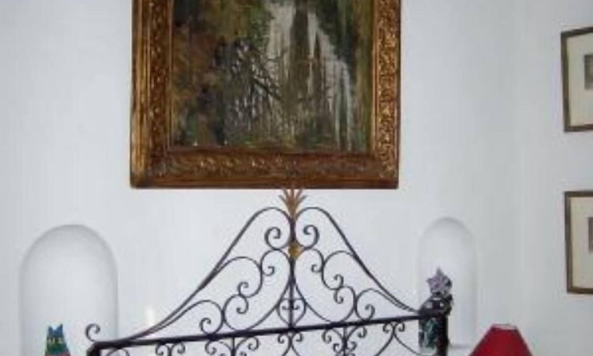 Churriana House | B&B, double glazing, 10 minutes drive from Málaga airport, max.4 nights.