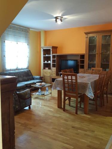 Astorga Apartment | Babia