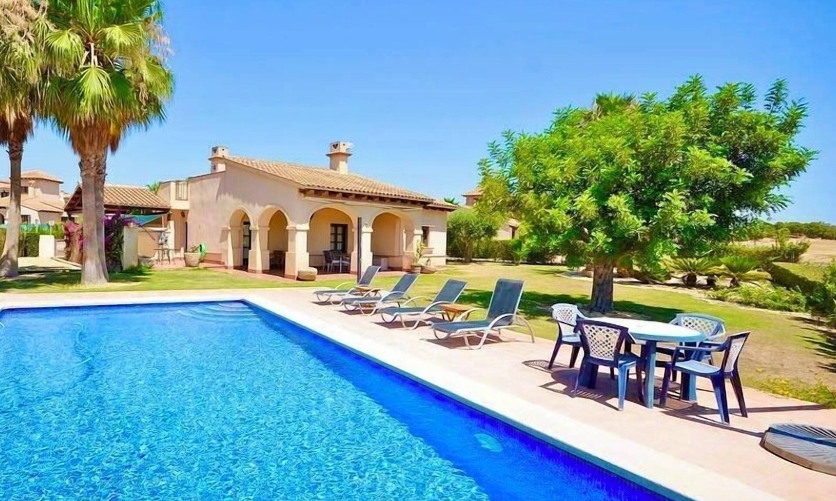 Hacienda del Alamo Villa | Beautiful villa with lovely private pool. Lovely views over the golf course.