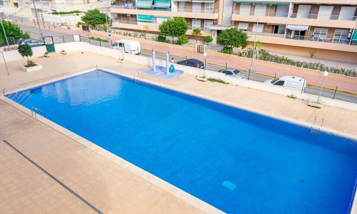 Punta Prima Apartment | Beautiful 2 bed apartment in walking distance to the beach