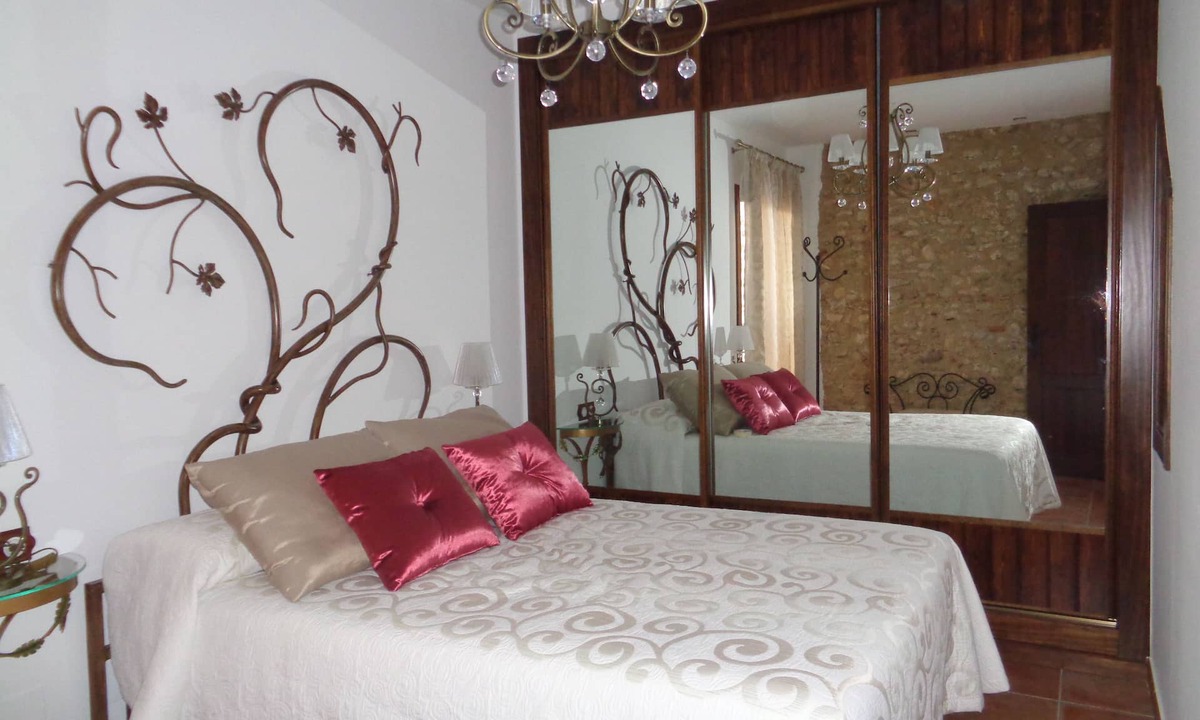 Colomera House | Beautiful and luxurious house to rest and relax.