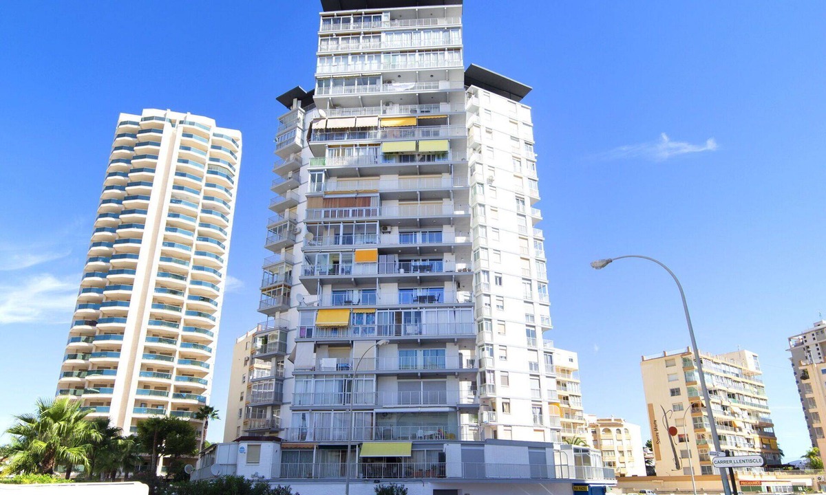 Calpe Apartment | Beautiful apartment for 4 guests with WIFI, A/C, TV and terrace