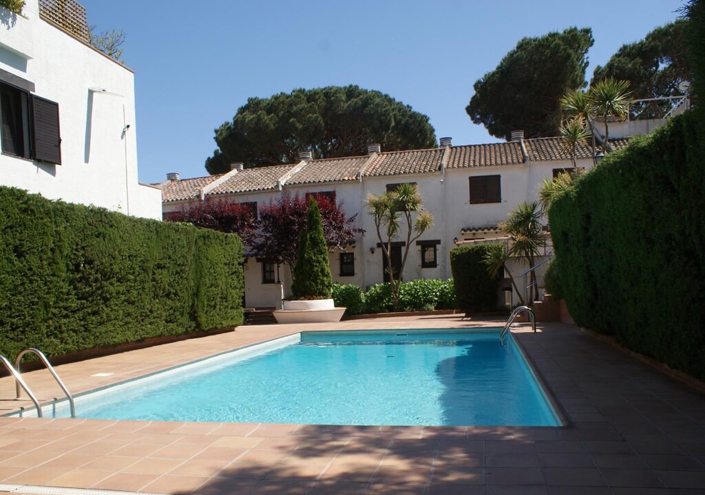 Calonge Apartment | BEAUTIFUL APARTMENT IN TORREVALENTINA WITH COMMUNITY POOL