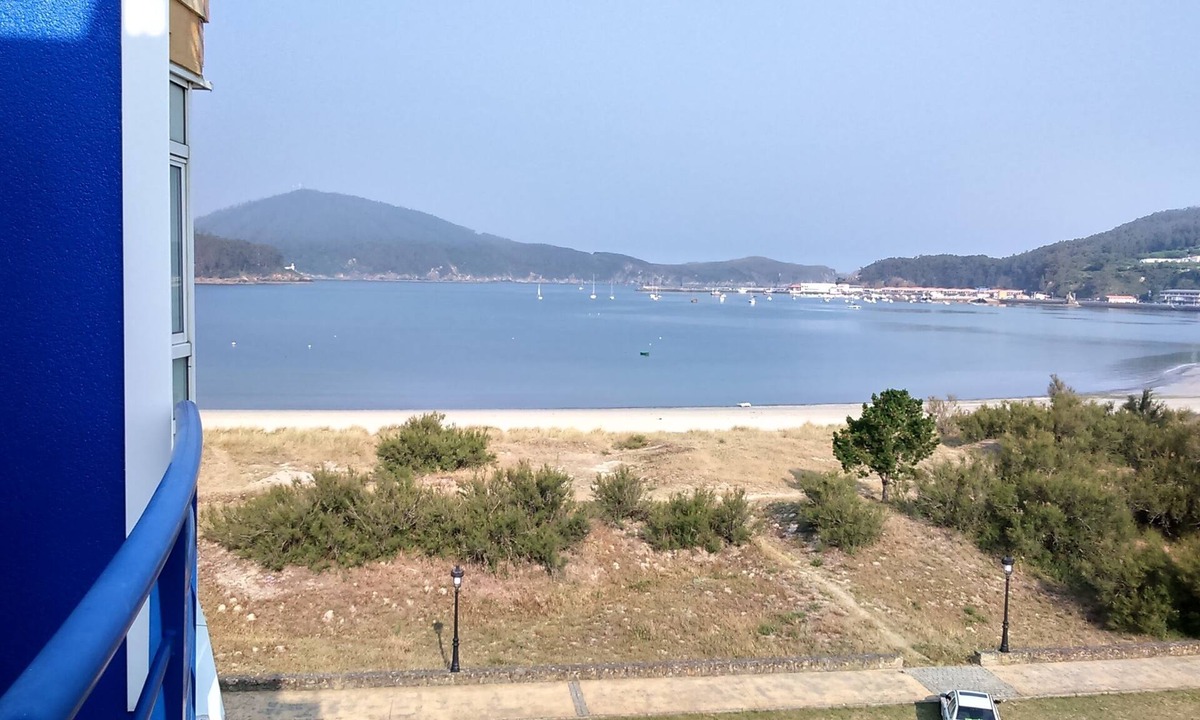 Cerdeira Apartment | Beautiful apartment on the beach front with sea views