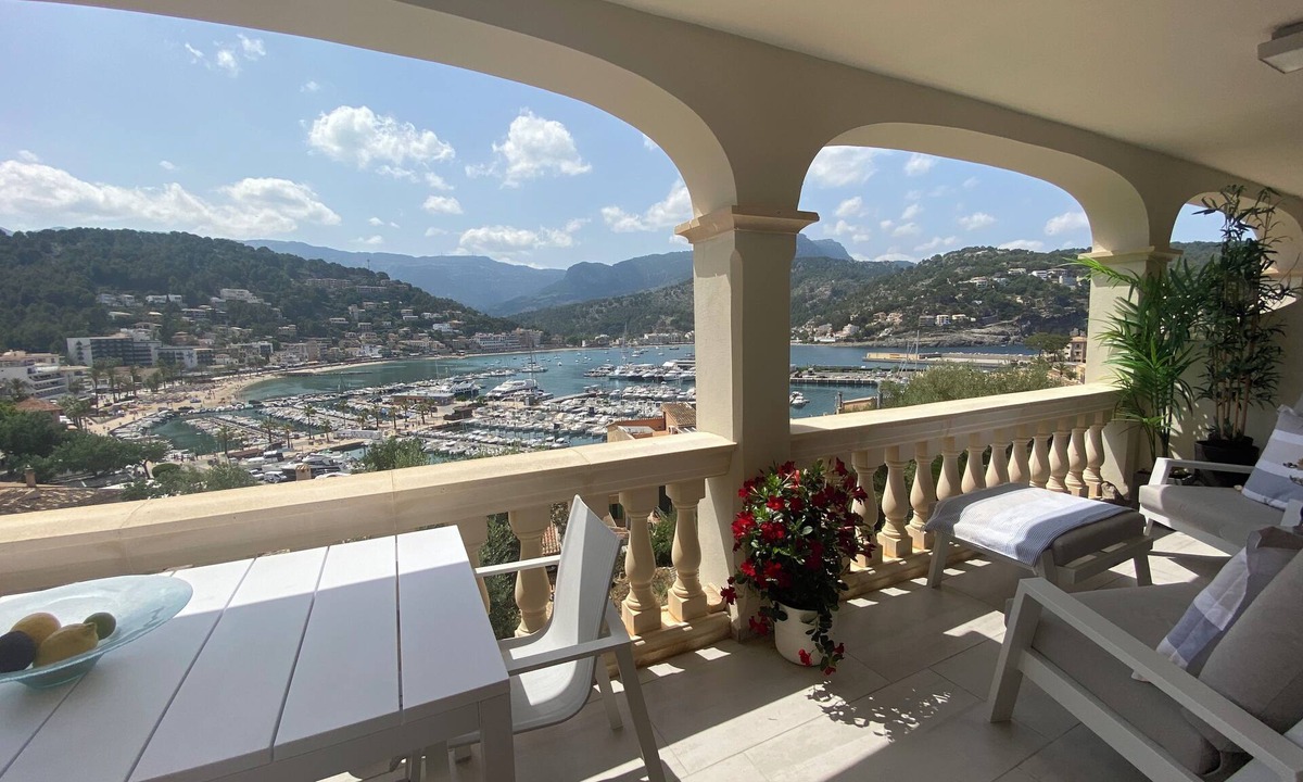 Soller Apartment | Beautiful apartment with fantastic sea views, wi-fi and private parking