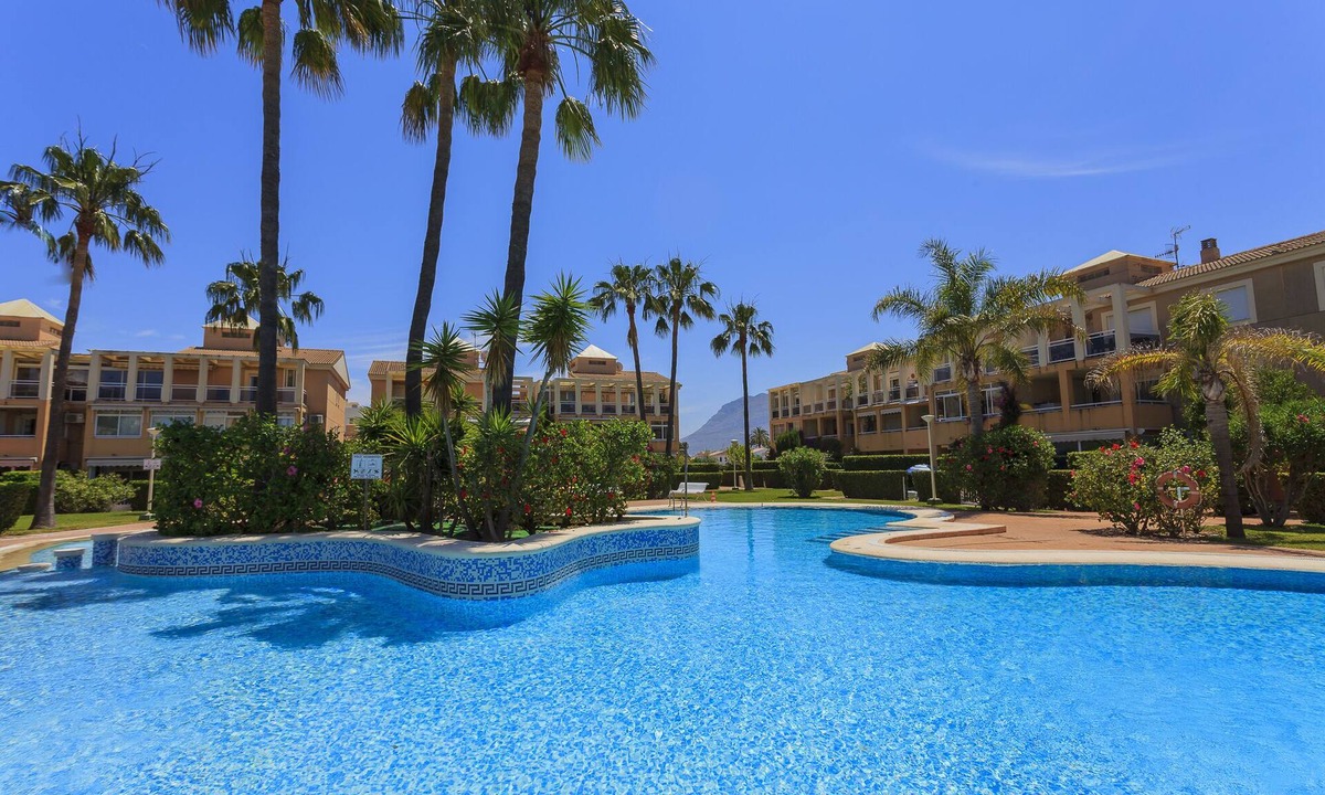 Denia Apartment | Beautiful beach apart with terrace in large Urb with pool