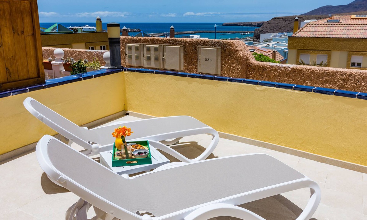 Morro Jable House | Beautiful holiday home with views of the Port