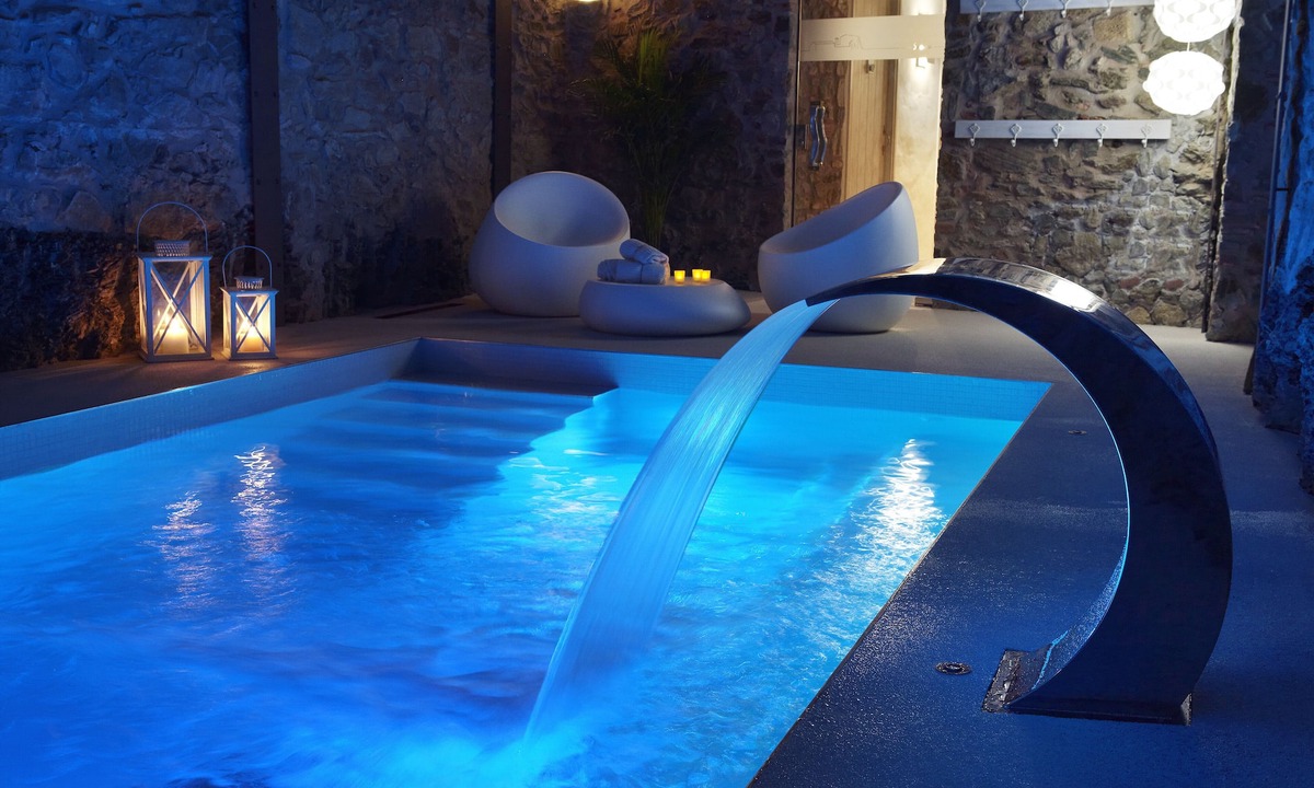 Forallac Villa | Beautiful Villa, Costa Brava: spa, tennis, impressive gardens, private pool