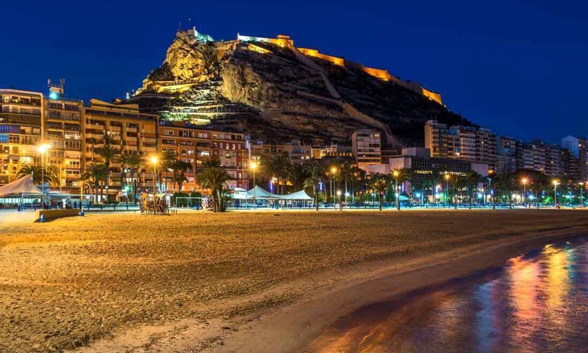 Sant Blai Apartment | Belle Corner