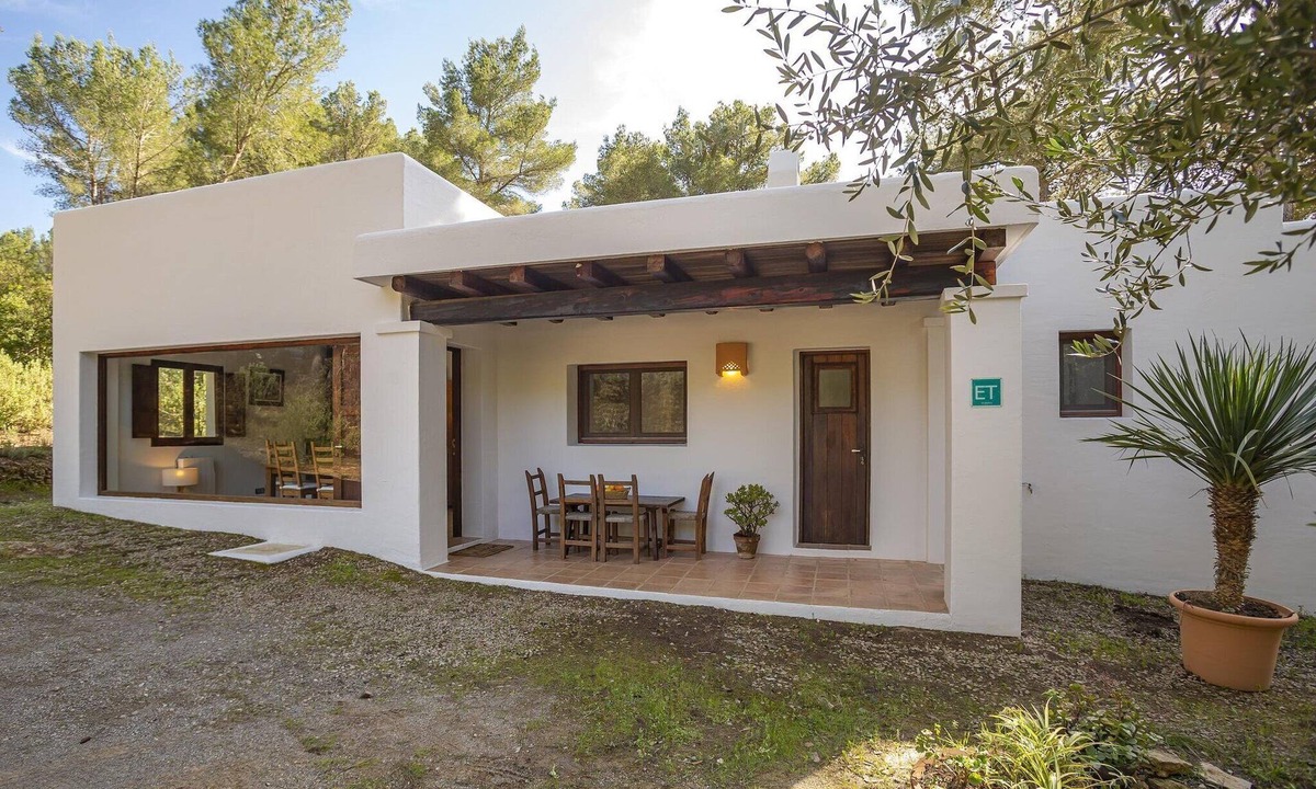Santa Eulalia del Rio Villa | Belvilla by OYO El Secreto