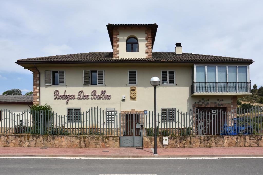 Lapuebla de Labarca House | Bodega Don Balbino