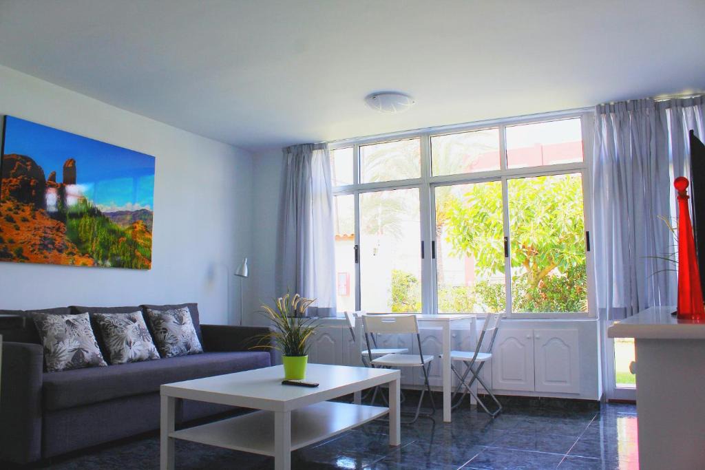 Playa del Ingles Apartment | bonito apartamento 109 by CASAS COCODRILO