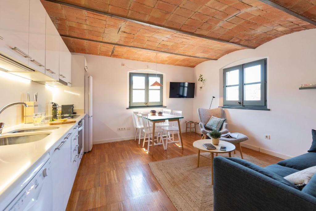 Old Town Apartment | Bravissimo Raïms Penthouse