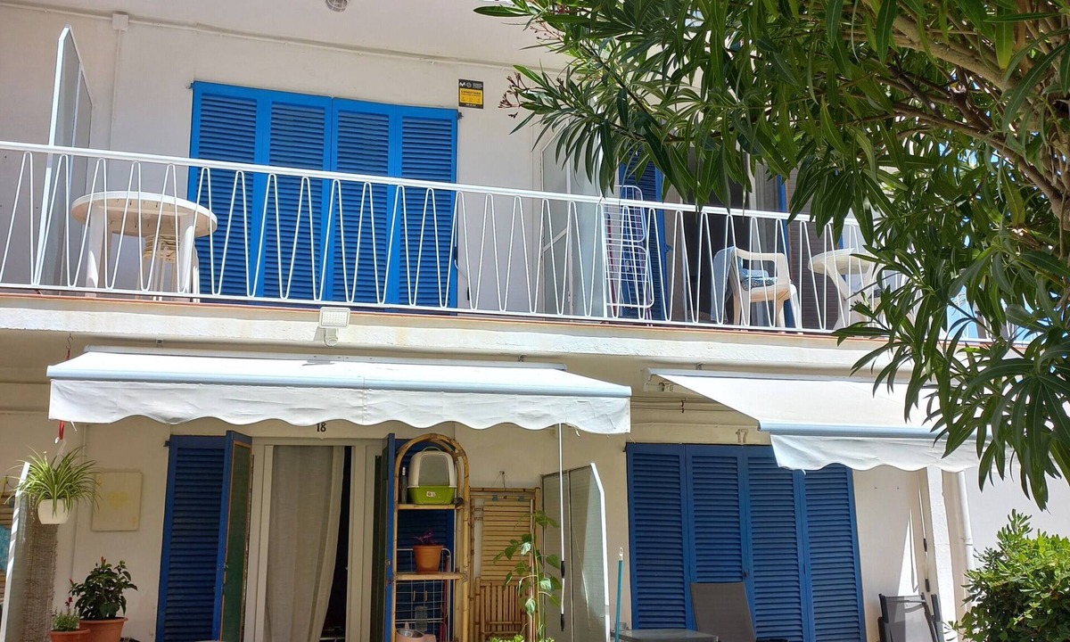 Segur de Calafell Apartment | Brisa Mediterránea Studio – 1 Minute from the Beach