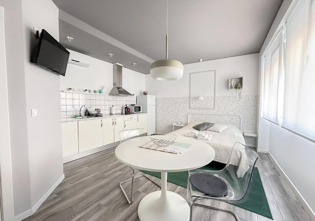 Les Tendetes Apartment | Budget Inn
