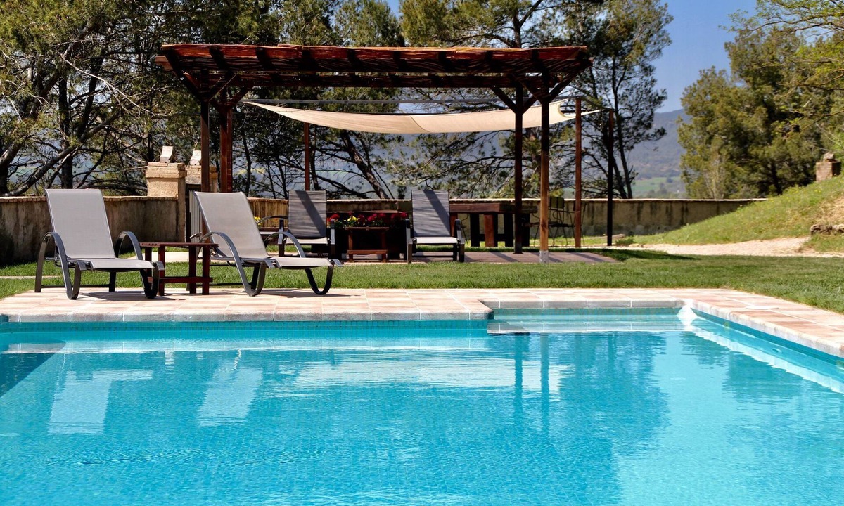 La Torre de Claramunt House | Bungalow Riu d'Agost with private terrace