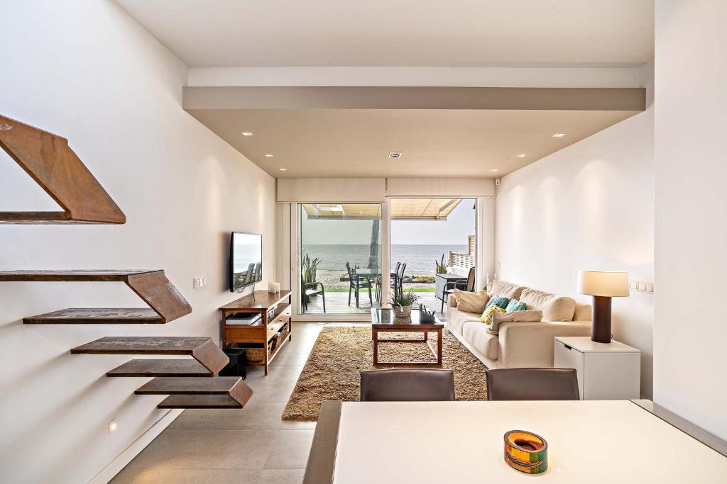 Roquetas de Mar Villa | BUNGALOW PIE DE PLAYA B30