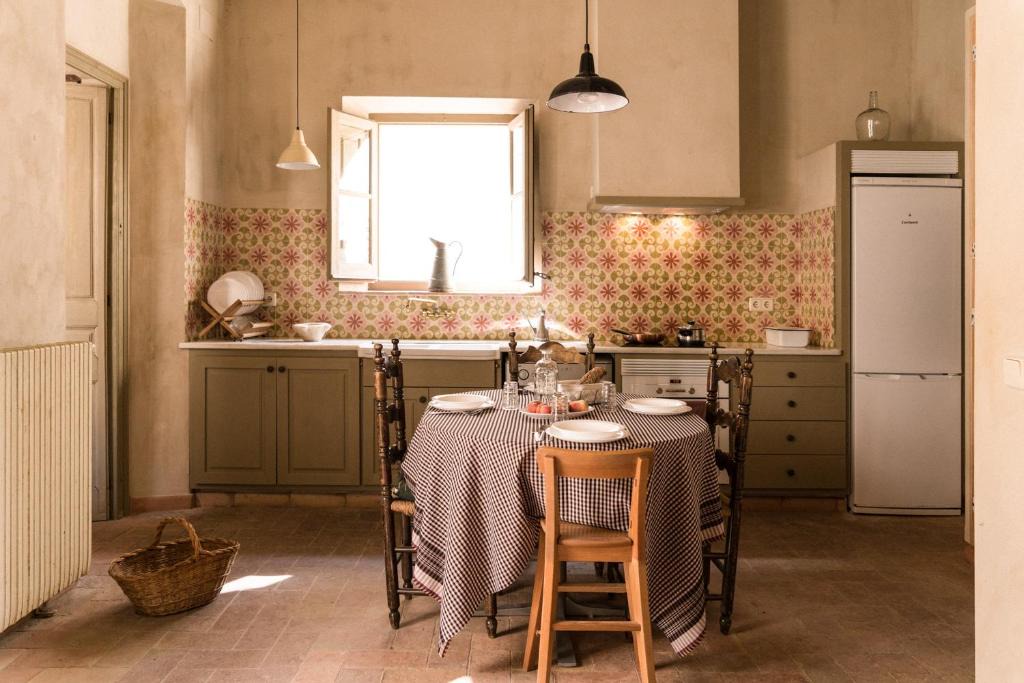 Palau-Saverdera House | Ca la Merce Batista