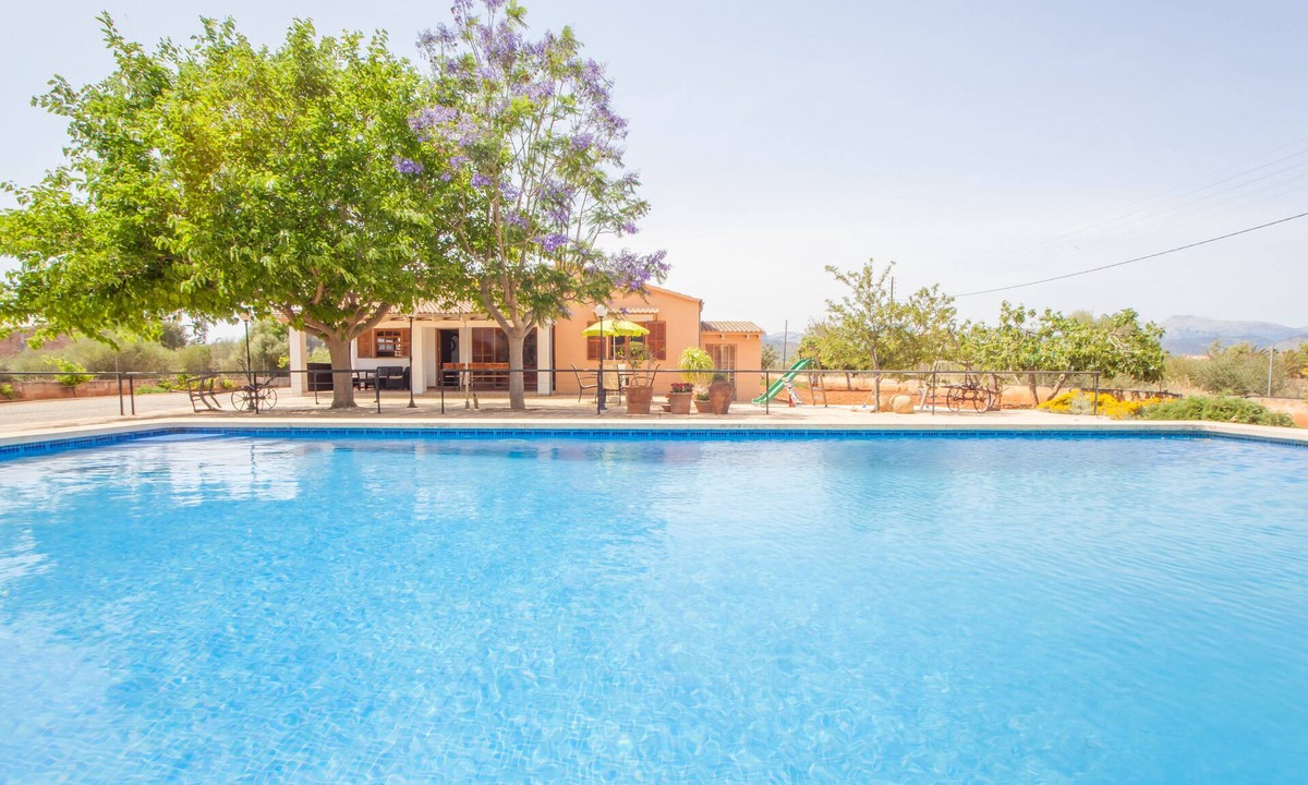 Binissalem Villa | CA'N CANASTRO - Villa with private pool in Binissalem. Free WiFi