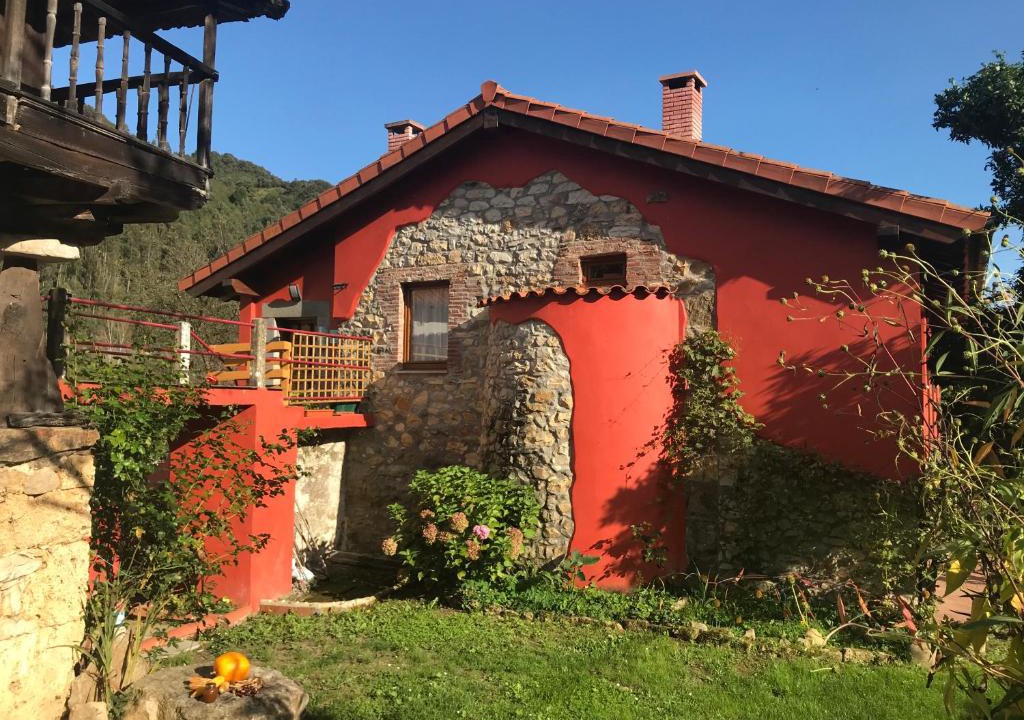 Alava House | Ca Rifo, casa rural en Asturias, puerta de Somiedo a orillas del río Narcea
